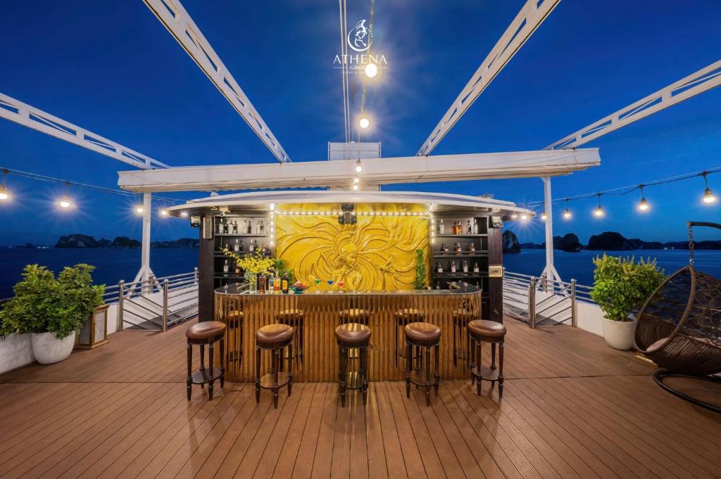 Athena Luxury Cruise photo 4