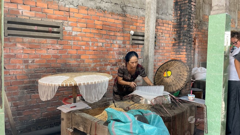 Mekong Countryside & Culture Cycling Tour Full Day photo 3